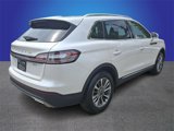 Used 2019 Lincoln Nautilus Select image 4