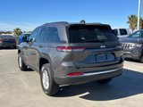 New 2025 Jeep Grand Cherokee Laredo image 4