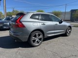 Used 2019 Volvo XC60 T5 Momentum w/ Premium Package image 3
