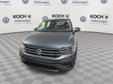 Used 2022 Volkswagen Tiguan SE image 3