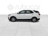 Used 2023 Chevrolet Equinox LT image 2