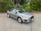 Used 2020 Ford Fusion SE image 2