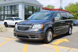 Used 2016 Chrysler Town & Country Touring-L image 3