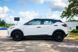 Used 2021 Nissan Kicks S image 2