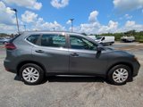 Used 2018 Nissan Rogue S image 2