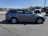 Used 2019 Volkswagen Golf Alltrack SE image 2