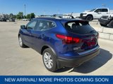 Used 2019 Nissan Rogue Sport SV image 3