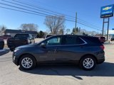 Used 2018 Chevrolet Equinox LT image 3