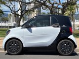 Used 2017 smart fortwo passion image 2