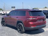 Used 2023 Jeep Grand Cherokee L Laredo image 4