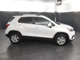 Used 2022 Chevrolet Trax LT w/ LT Convenience Package image 6