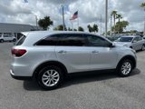 Used 2019 Kia Sorento L image 2
