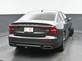 Used 2022 Volvo S60 B5 Inscription image 4