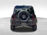 Used 2023 Land Rover Defender 110 X-Dynamic SE image 4