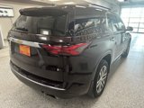 Used 2023 Chevrolet Traverse High Country image 5