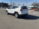 Used 2022 GMC Terrain SLE w/ Driver Convenience Package image 5