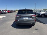 Used 2022 Ford Escape SE w/ SE Sport Appearance Package image 4