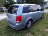 Used 2013 Chrysler Town & Country Touring image 6