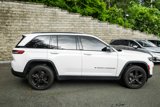 Used 2023 Jeep Grand Cherokee Altitude image 3