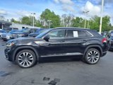 Used 2021 Volkswagen Atlas Cross Sport SEL Premium image 3