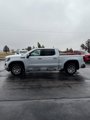Used 2021 GMC Sierra 1500 SLT image 3