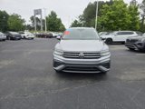 Certified 2024 Volkswagen Tiguan SE image 3