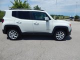 Used 2016 Jeep Renegade Latitude image 2