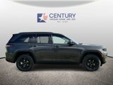 New 2025 Jeep Grand Cherokee Altitude image 2