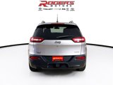 Used 2018 Jeep Cherokee Latitude w/ Cold Weather Group image 6
