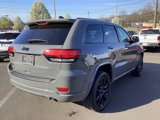 Used 2022 Jeep Grand Cherokee Laredo X image 3