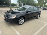 Used 2015 Volkswagen Jetta SE image 3