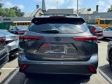 Used 2022 Toyota Highlander XLE image 5