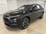 Used 2025 Chevrolet Trax RS w/ Sunroof Package image 3