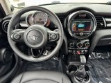 Used 2019 MINI Cooper 4-Door Hardtop w/ Premium Package image 4