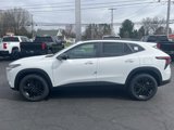 New 2025 Chevrolet Trax ACTIV w/ Sunroof Package image 2
