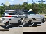 Used 2017 Subaru Outback 2.5i Limited image 4