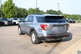 Used 2022 Ford Explorer XLT w/ Equipment Group 202A image 4