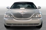 Used 2003 Lincoln Town Car Executive image 3