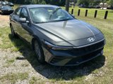 Used 2024 Hyundai Elantra SEL image 3