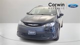 Used 2020 Chrysler Voyager Lxi image 2