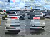 Used 2022 Jeep Grand Cherokee Laredo E image 4