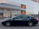 Used 2016 Nissan Altima 2.5 SR w/ Interior Lighting Package image 4