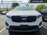 Used 2017 Kia Sorento LX w/ LX Convenience Package image 2