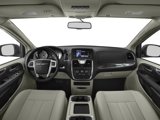 Used 2016 Chrysler Town & Country Touring w/ Driver Convenience Group image 5