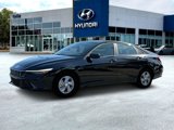New 2025 Hyundai Elantra SE image 2