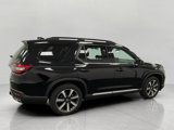 Used 2023 Honda Pilot Touring image 3