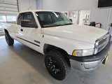 Used 2000 Dodge Ram 2500 Truck SLT image 3