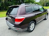 Used 2011 Toyota Highlander SE image 6