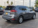 Used 2017 Nissan Rogue SV w/ SV Premium Package image 5