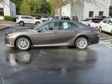 Used 2020 Toyota Camry XLE image 5